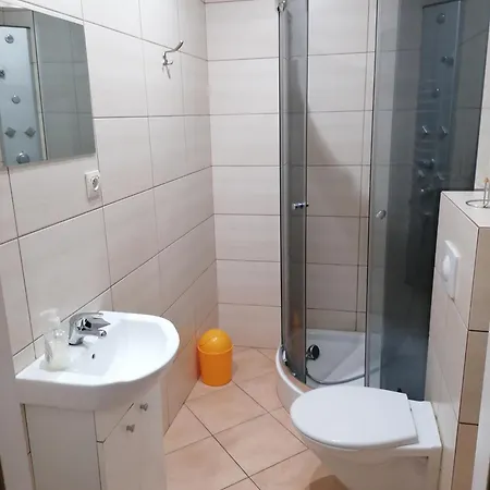 Pracownicze Willa Centrum Wynajem Dlugoterminowy *